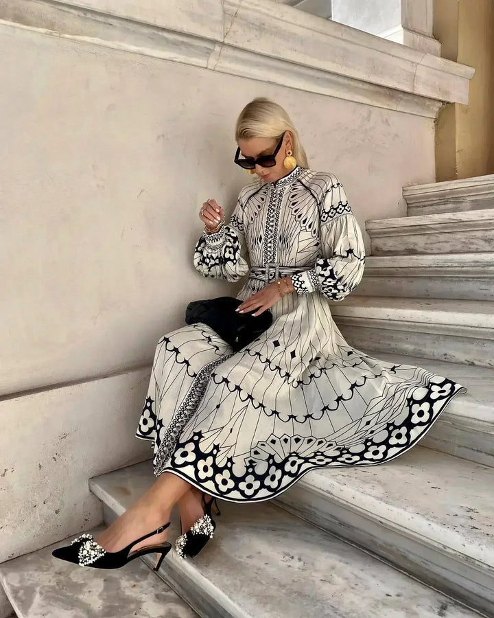 Mirabel - Elegant Retro Pattern Print A-Line Dress